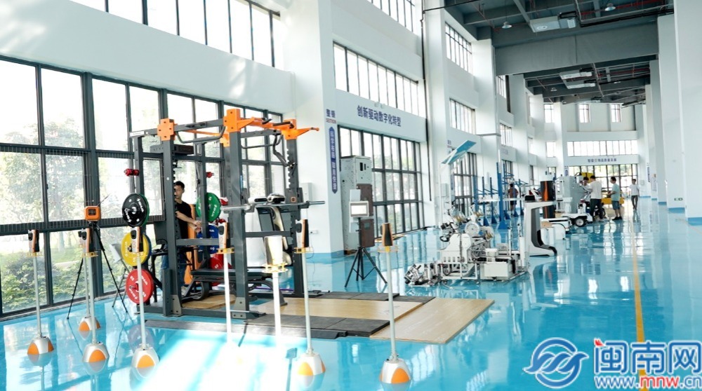 县域产业链·泉州创未来丨泉州丰泽：六大细分产业链共舞人工智能新飞跃