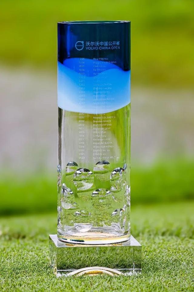 传递体育文化激发商业活力“移动的体育博物馆”再度进商圈(图4)