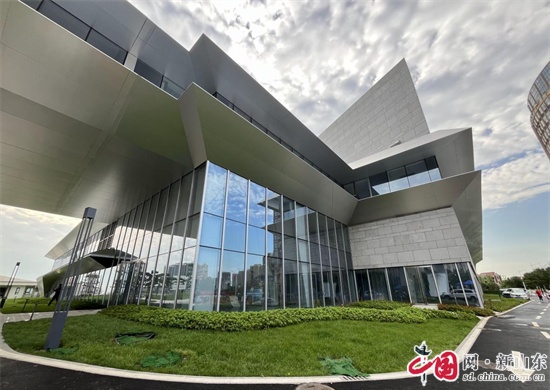 Pg电子网站：提前69天!青岛人工智能文体中心项目(二期)正式通过消防验收(图2)