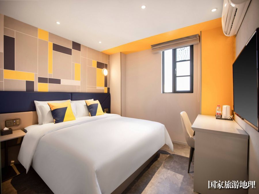 Pg电子：7天酒店不断革新只为极致性价比