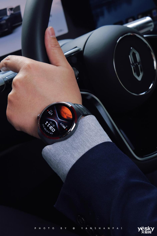 华为WATCHUltimate以专业运动健康管理能力助力全民健康！