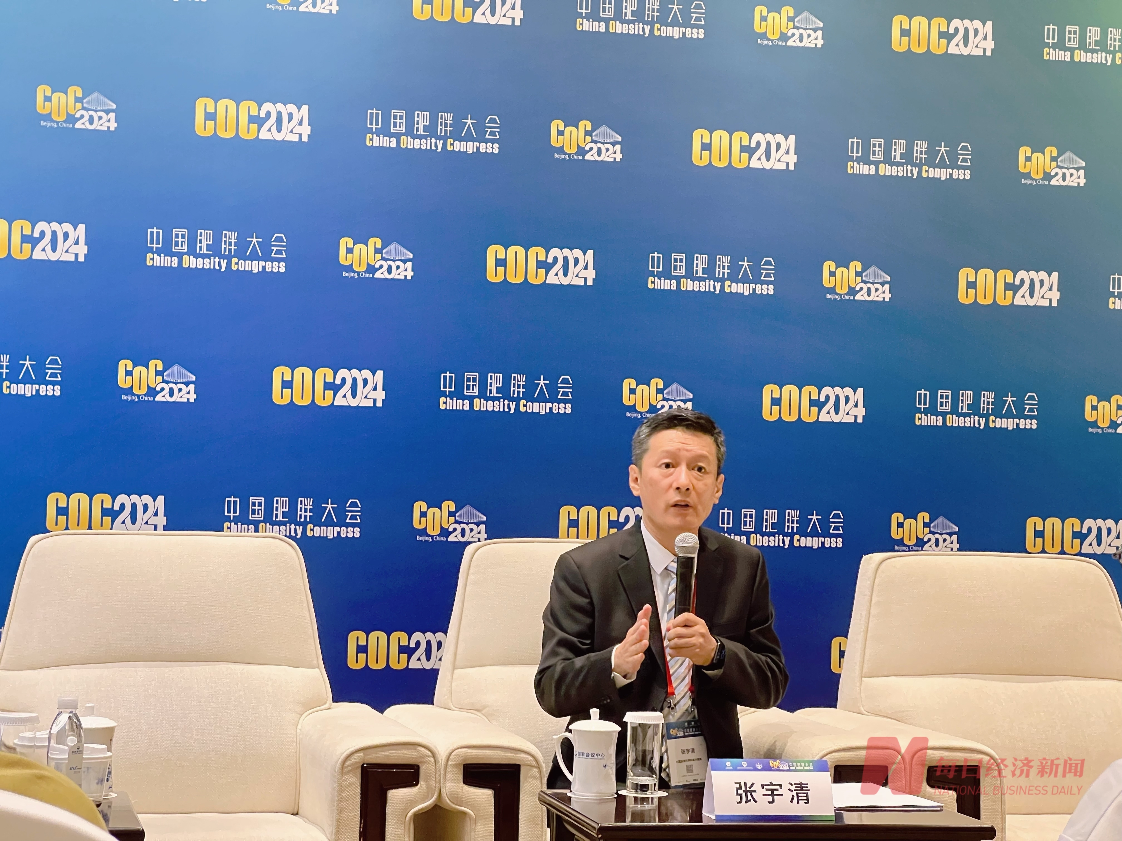 如何帮助肥胖患者减重？专家回应每经：改善生活方式既是难点也是痛点外卖食品油盐多建议平台标注营养元素和摄入限度