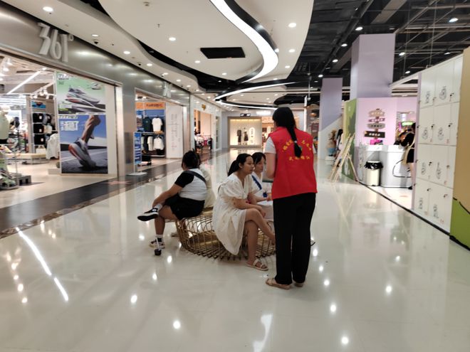 锦江区开展“预防疾病致残共享健康生活”残疾预防宣传系列活动（四）