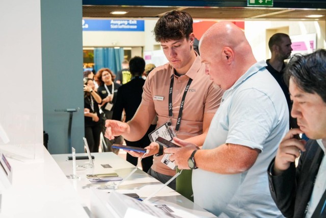 Pg电子平台：TCL实业携多款新品和创新技术亮相IFA2024引领智慧生活新风尚(图8)