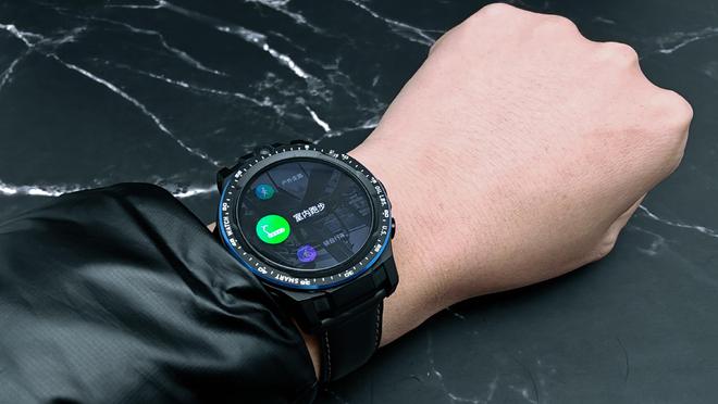 Pg电子网站：2024年“值得入手”的智能手表排行榜：智能科技与健身的完美结合(图5)