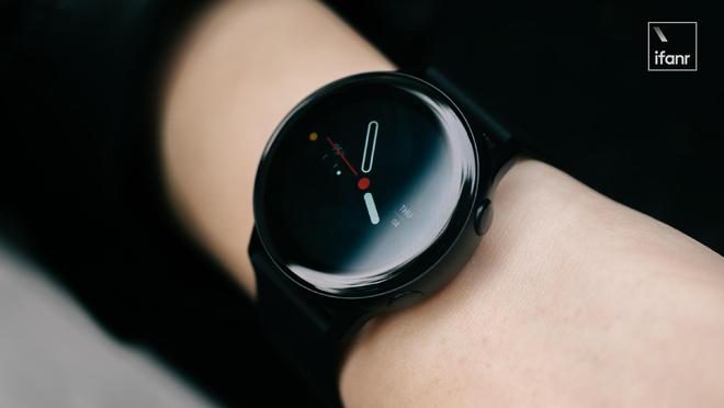 Pg电子网站：2024年“值得入手”的智能手表排行榜：智能科技与健身的完美结合(图7)