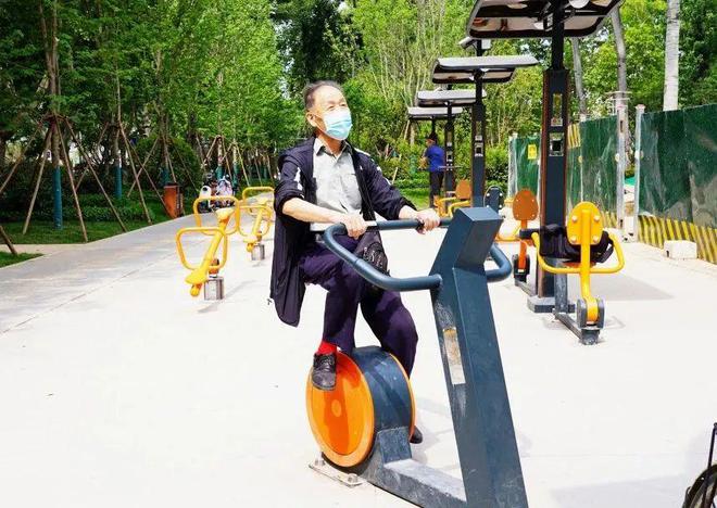 走健身去！智能健身器材“上岗啦”