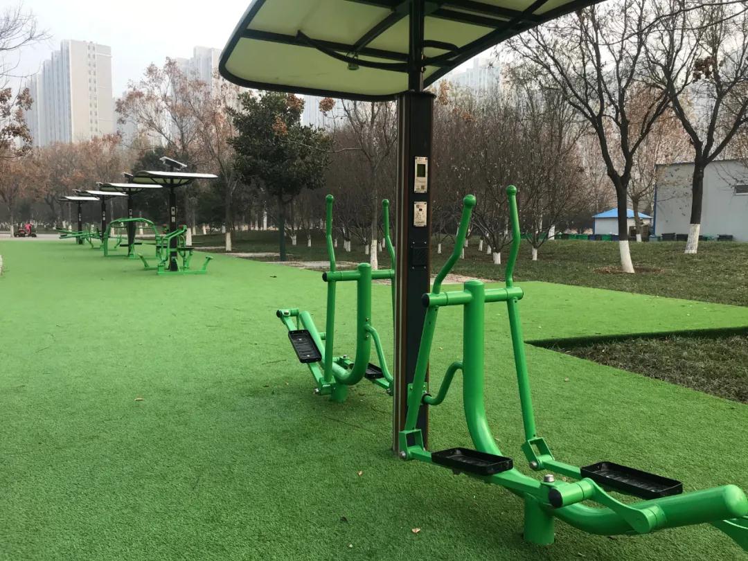 Pg电子：市体育中心再添新“风景”智能健身器材正式投入使用