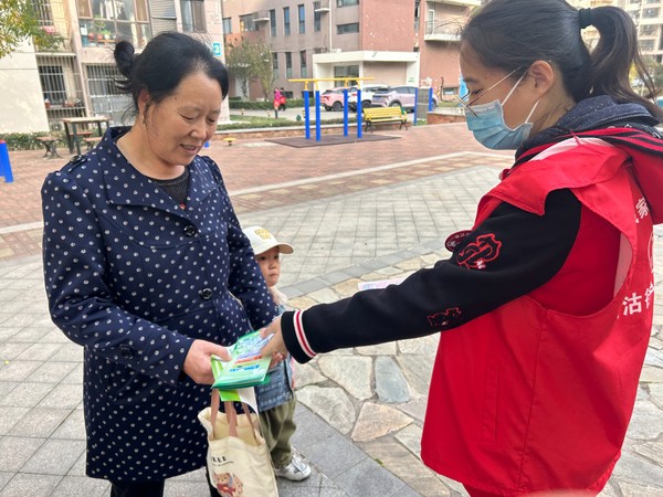 塘沽街道紫云东社区开展全民健康生活方式宣传活动(图3)