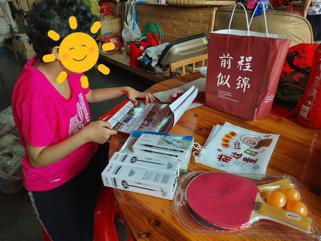 【五爱五佳】瑞金：温馨生日会爱助残疾儿童(图2)