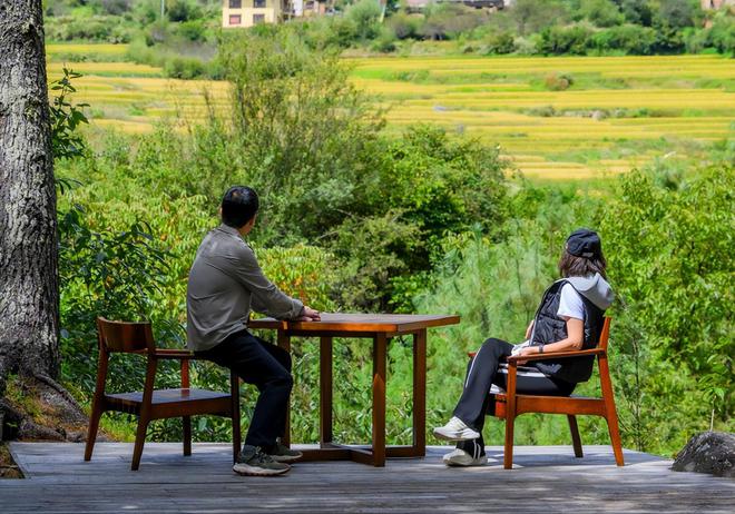 刘嘉玲用了16时间证明梁朝伟能够娶她就是他一辈子最幸运的事(图2)