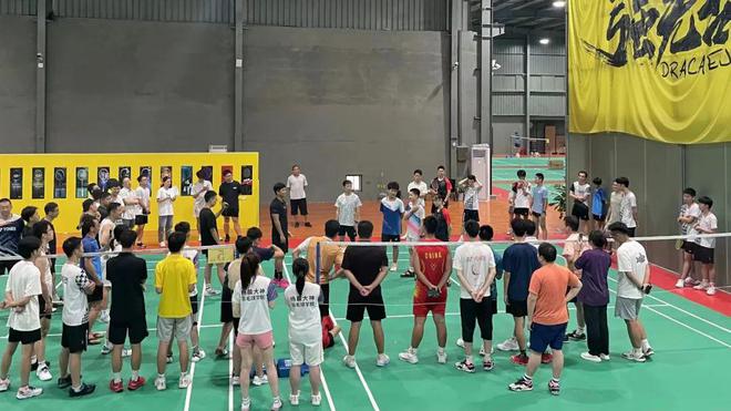 Pg电子：羽毛球不应成为贵族运动让每个人都享受它是我的使命！(图4)