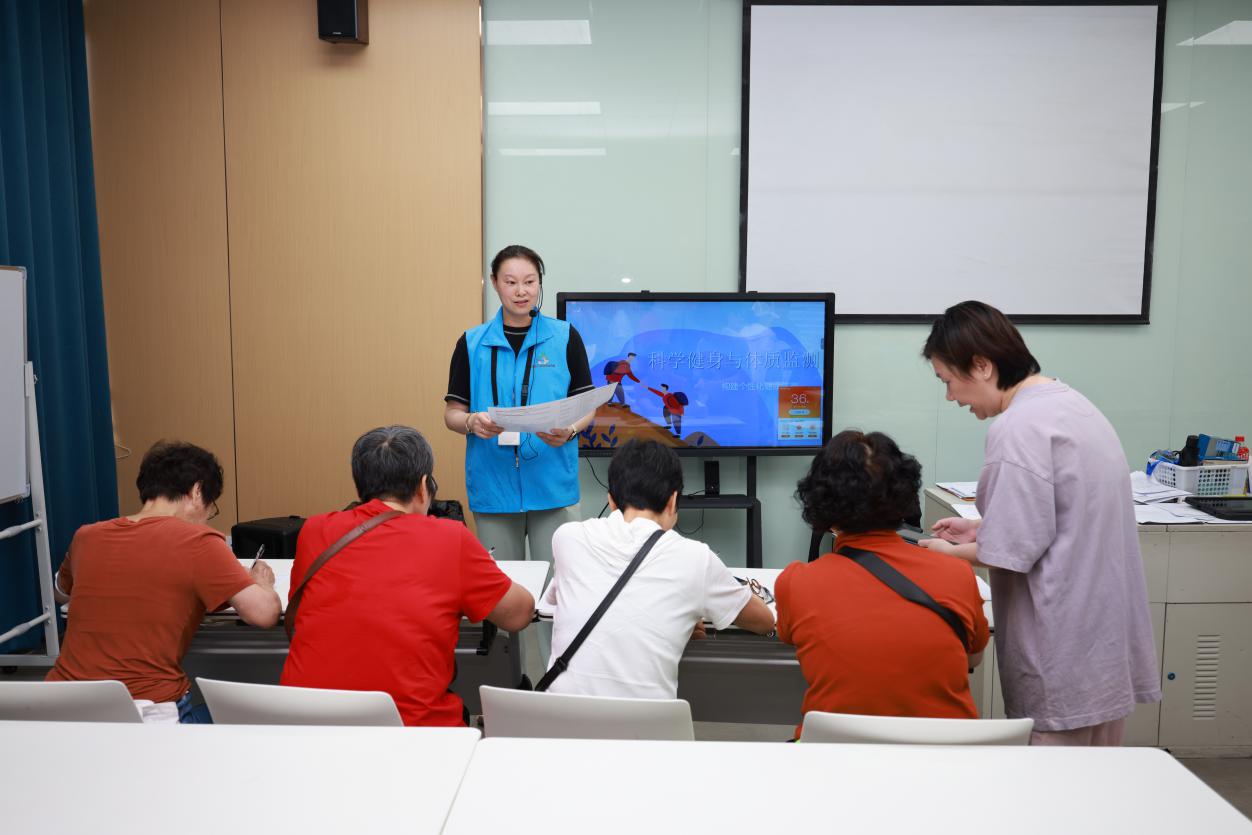 Pg电子：宝山区开展国民体质监测让更多市民乐享健康生活(图3)