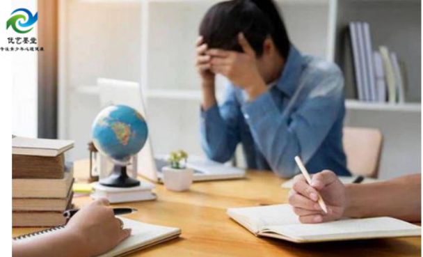 优艺墨堂教育是正规的？如何通过生活方式应对孩子的抑郁和焦虑