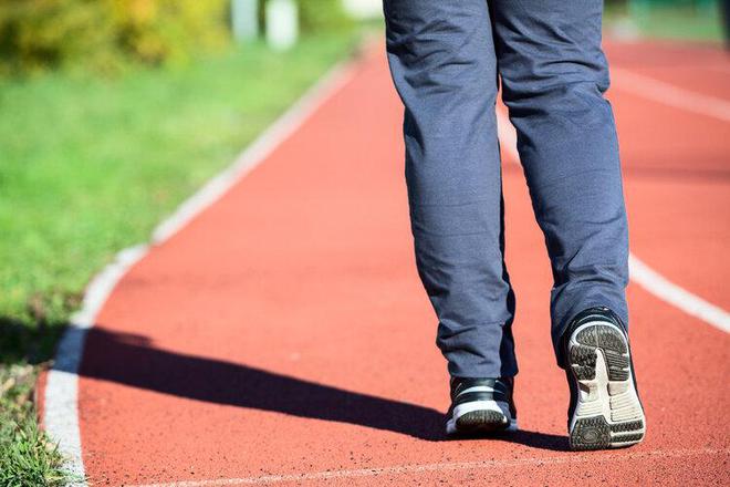 Pg电子网站：经常散步到底好不好？提醒：65岁以后散步时要注意好这4点(图4)