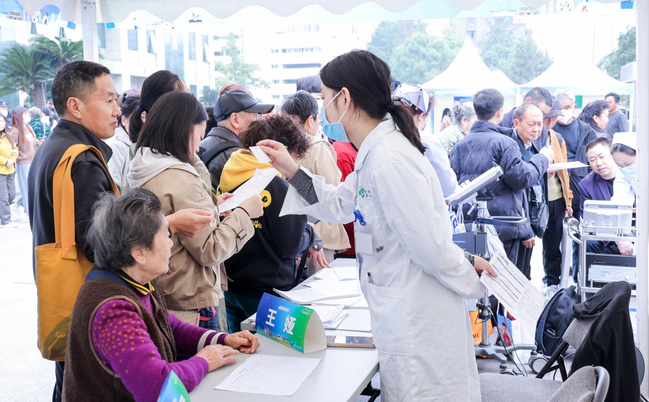 健康科普进基层点亮全民健康之路