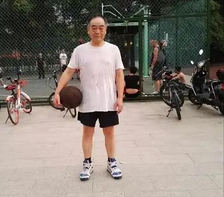 Pg电子：癌症专家楼钦元患癌离世健康生活方式无效？临终悔恨令人唏嘘(图3)