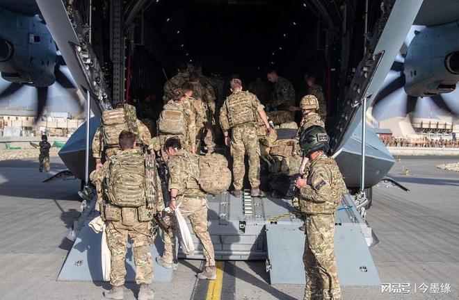 我国军队餐费一天最高39顿顿大鱼大肉!为啥隔壁一顿几十吃饲料(图9)