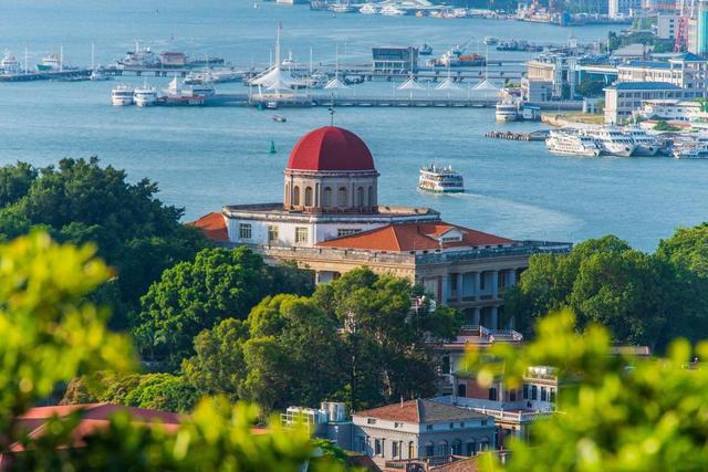 厦门：民生保障不断提升居民安居乐业期望寿命达8242岁(图1)