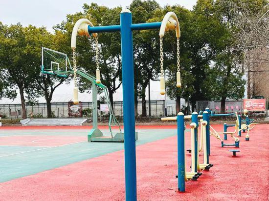 新浜人家门口的活动场地焕新升级啦→