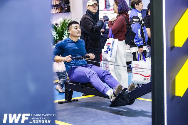 Pg电子平台：机器狗来了！科技赋能的健身之风刮到了IWF上海国际健身展(图4)