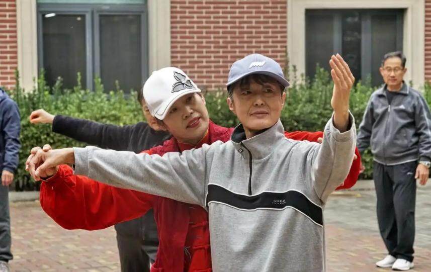 Pg电子：腰围太大体重超重？国家卫健委喊你“减肥”了