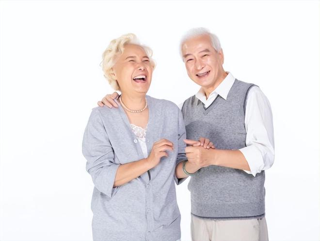 Pg电子平台：人到晚年如果一个人独居学会这4种生活方式让晚年更幸福