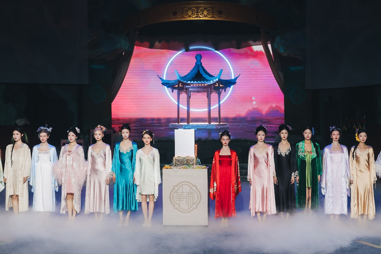 华帝以时代视角诠释新中式时尚健康生活方式(图3)