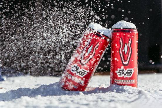 Pg电子平台：冰雪运动热情高涨冬季运动饮料少不了(图2)