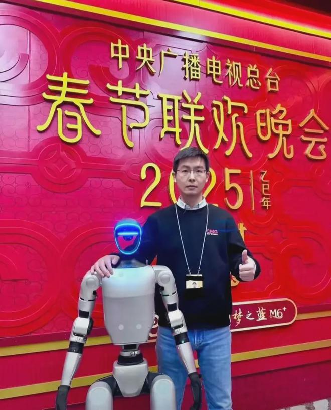 张艺谋指挥机械太奶上春晚厉害了(图13)