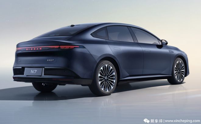 东风日产N7墨海蓝官图发布！配高阶智驾计划5月上市(图4)