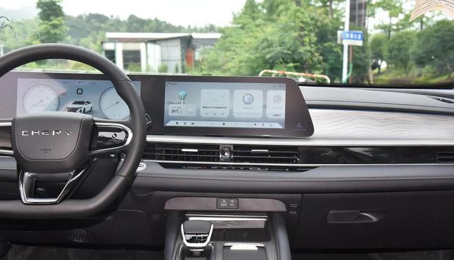 Pg电子：买国产车要谨慎！2024质量榜TOP10：奇瑞实至名归长安红旗入围(图2)