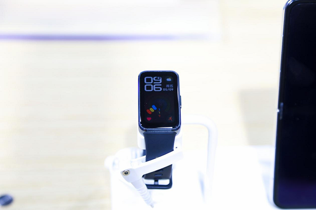 华为擎云商HA5A0全天候多维度健康呵护帮助建立主动健康生活方式