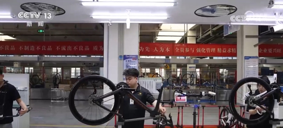 Pg电子网站：室外健身器材施工方案(图11)