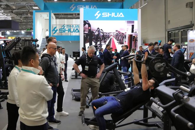 Pg电子：SHUA舒华让世界看见中国智造实力：舒华体育亮相德国FIBO2025(图1)