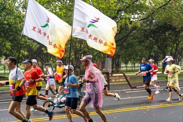 初次跑马拉松要怎么跑？(图2)