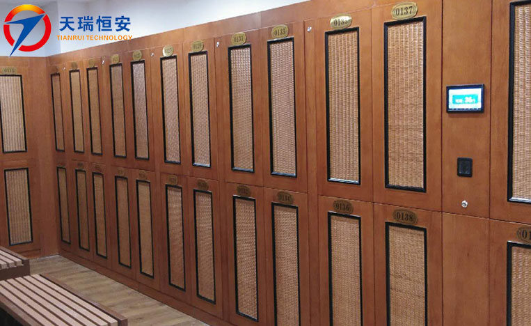 健身房智能更衣柜满足使用需要(图2)