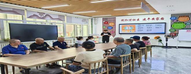 Pg电子平台：黑龙江东方学院青芒实践队去到新牧社区开展基层服务实践(图2)