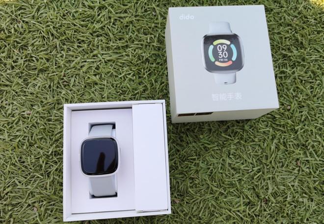 健身必备！2024年7款最佳智能手表推荐：更注健康、健身、睡眠等(图3)