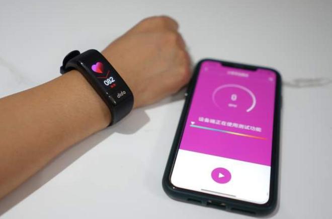 健身必备！2024年7款最佳智能手表推荐：更注健康、健身、睡眠等(图6)