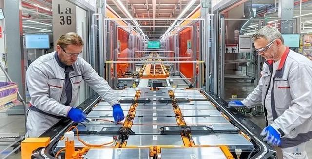 等等党永远胜利？固态电池量产前买不买车成了最大难题。(图3)