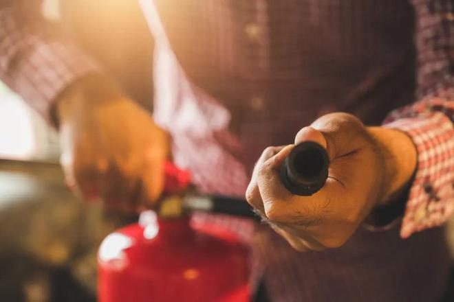 Pg电子：这些逃生和救命的方法你必须要知道但是衷心祝你用不上！新版健康素养66条（64~66）(图2)